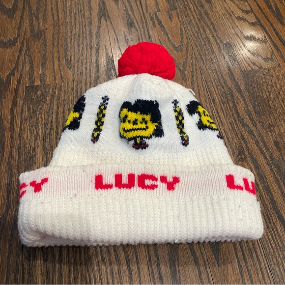 VINTAGE Charlie Brown Lucy Knit Handmade Red Pom Pom Hat - Picture 1 of 4